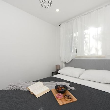 L&R Luxury Apartment- Free Parking Zadar Eksteriør bilde