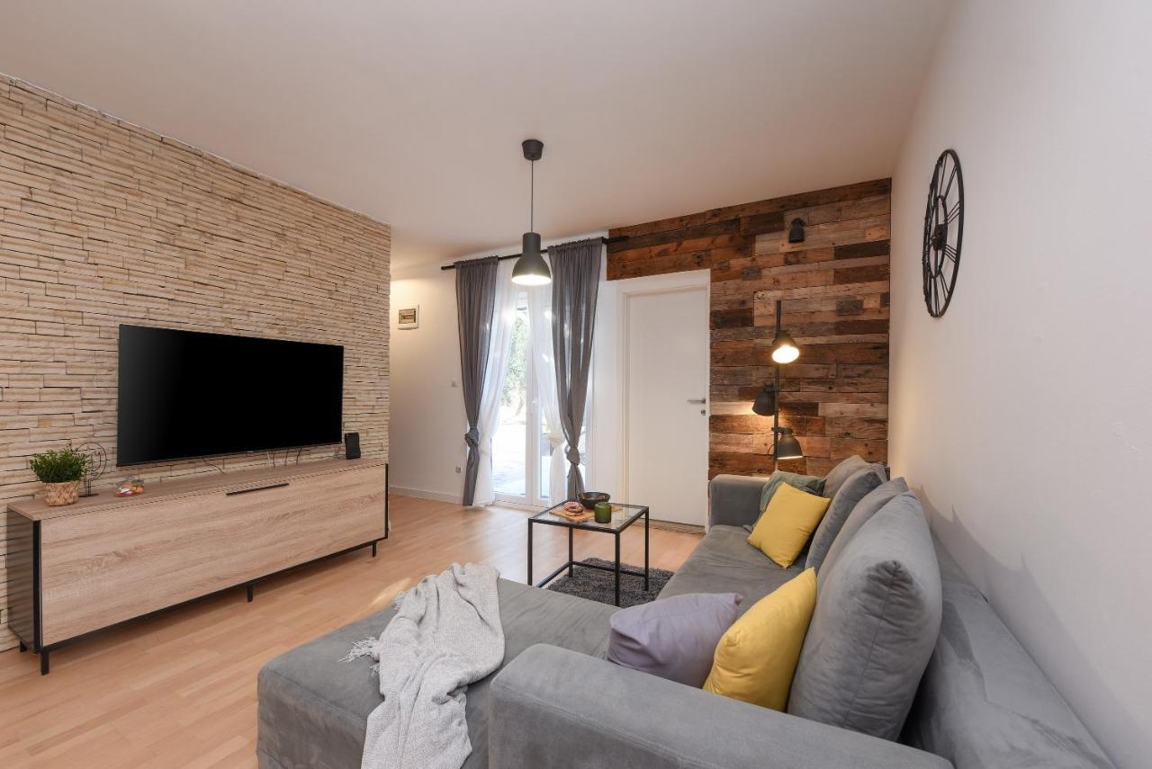L&R Luxury Apartment- Free Parking Zadar Eksteriør bilde