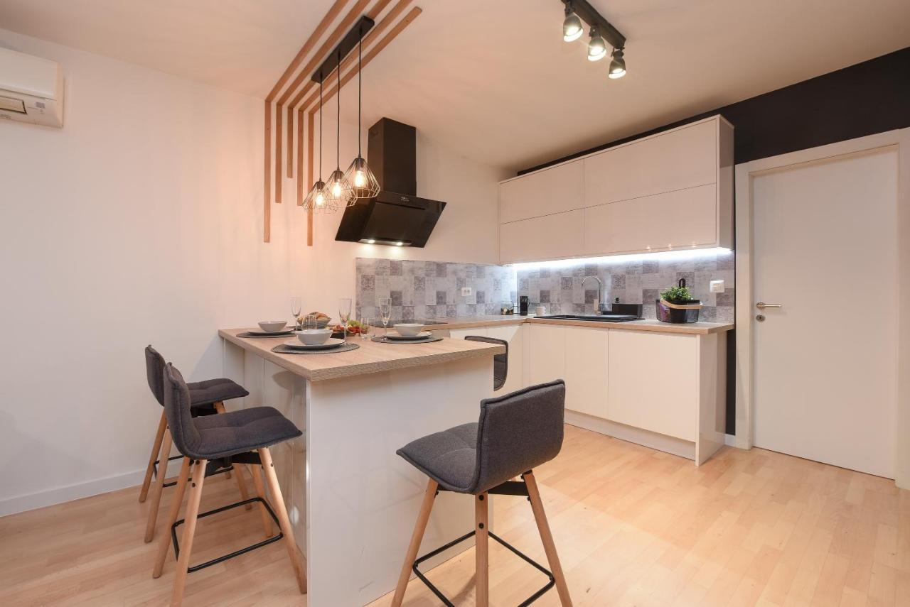 L&R Luxury Apartment- Free Parking Zadar Eksteriør bilde