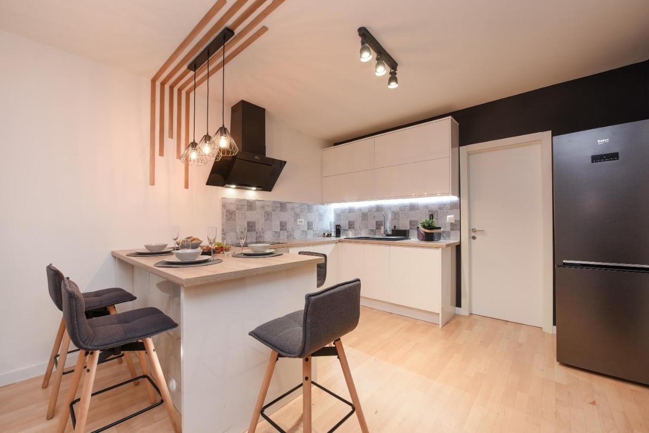 L&R Luxury Apartment- Free Parking Zadar Eksteriør bilde